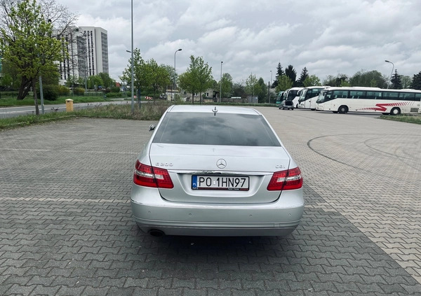 Mercedes-Benz Klasa E cena 49900 przebieg: 175000, rok produkcji 2009 z Poznań małe 596